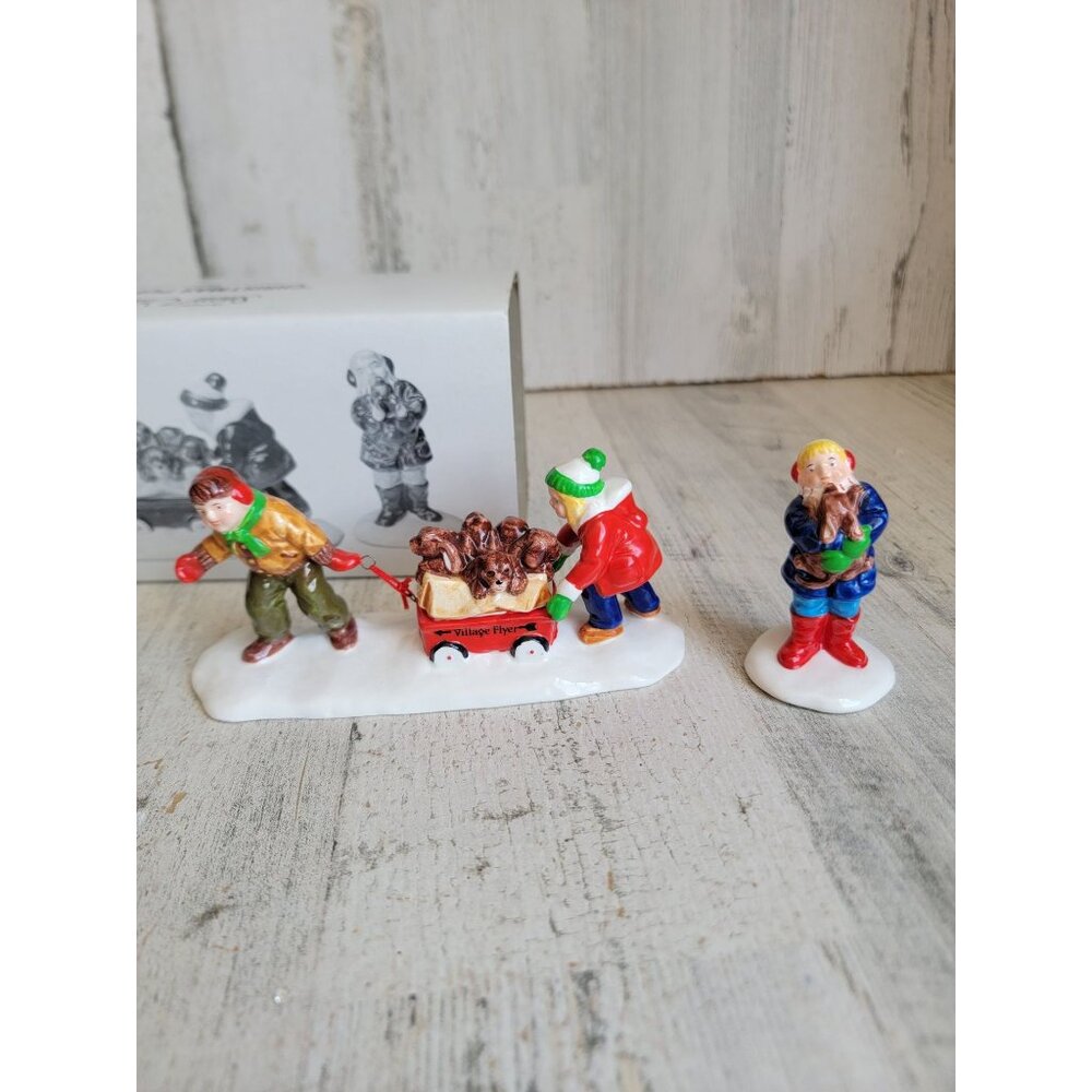 Dept 56 54321 Christmas‎ Puppies snow village accessory Xmas